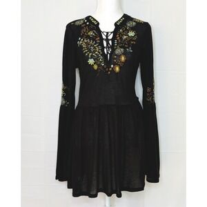 Free People Tunic Top Embroidered Bell Sleeve Small‎ Witchcore Whimsigoth Boho